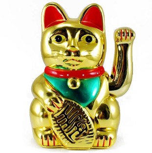 A statue of a cat, Maneki neko