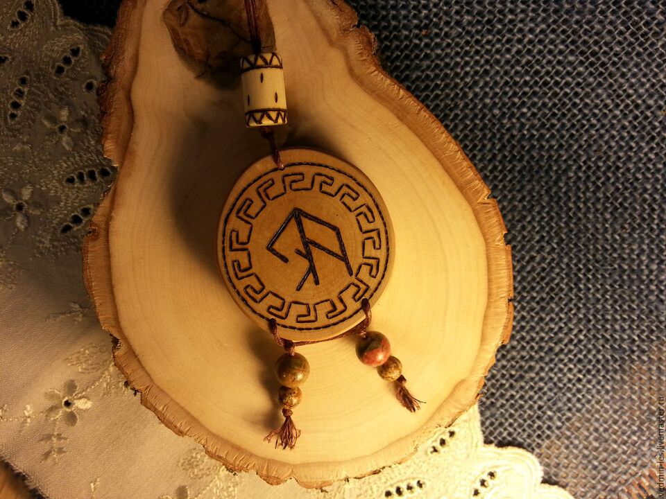 charms with runes for good luck photo 1